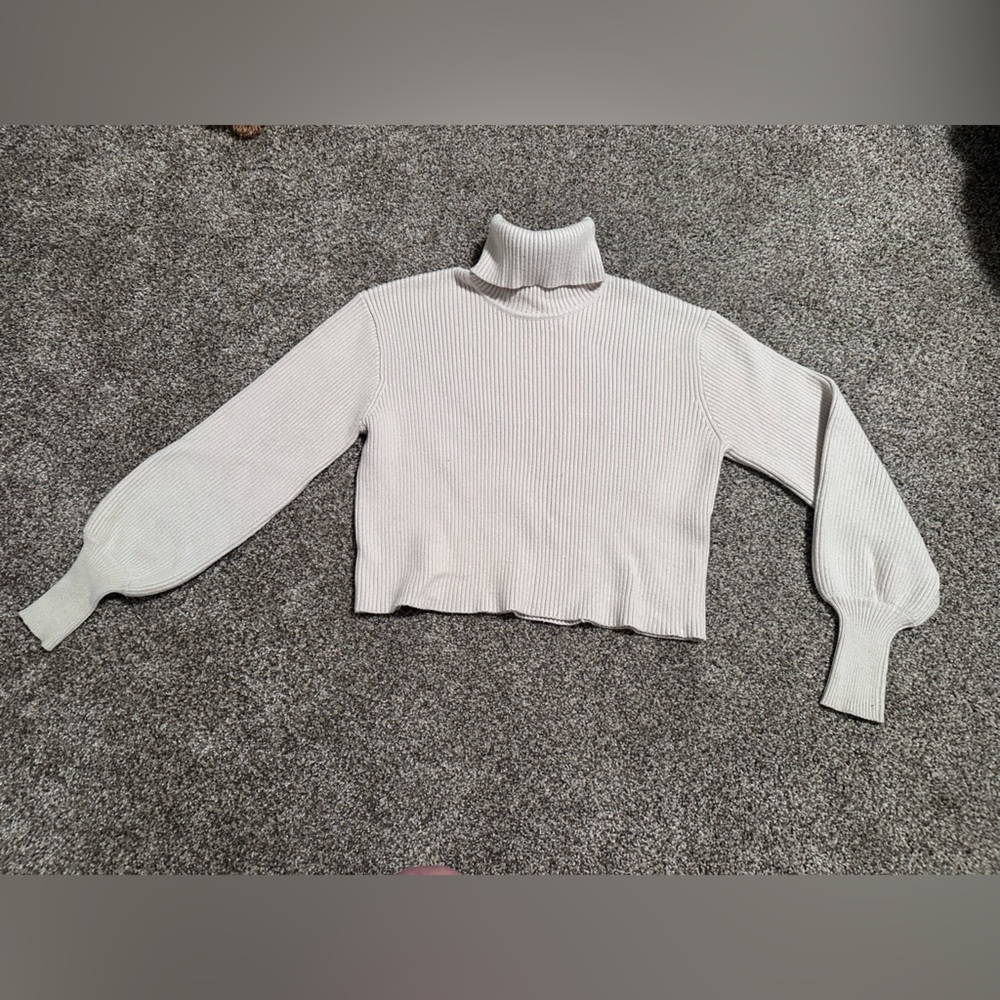 Express Cream Ribbed Cropped Long Sleeve Turtleneck Pullover Sweater - Size XS